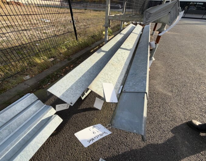 Restpartijen stalen lateien, thermisch verzinkt - diverse typen en lengten