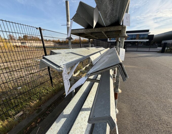 Restpartijen stalen lateien, thermisch verzinkt - diverse typen en lengten